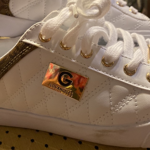 Tennis shoes 5size - Picture 2 of 5